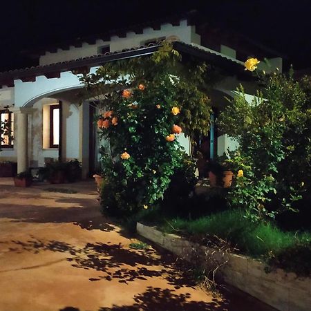 I Giganti Bed & Breakfast Riola Sardo Exterior photo